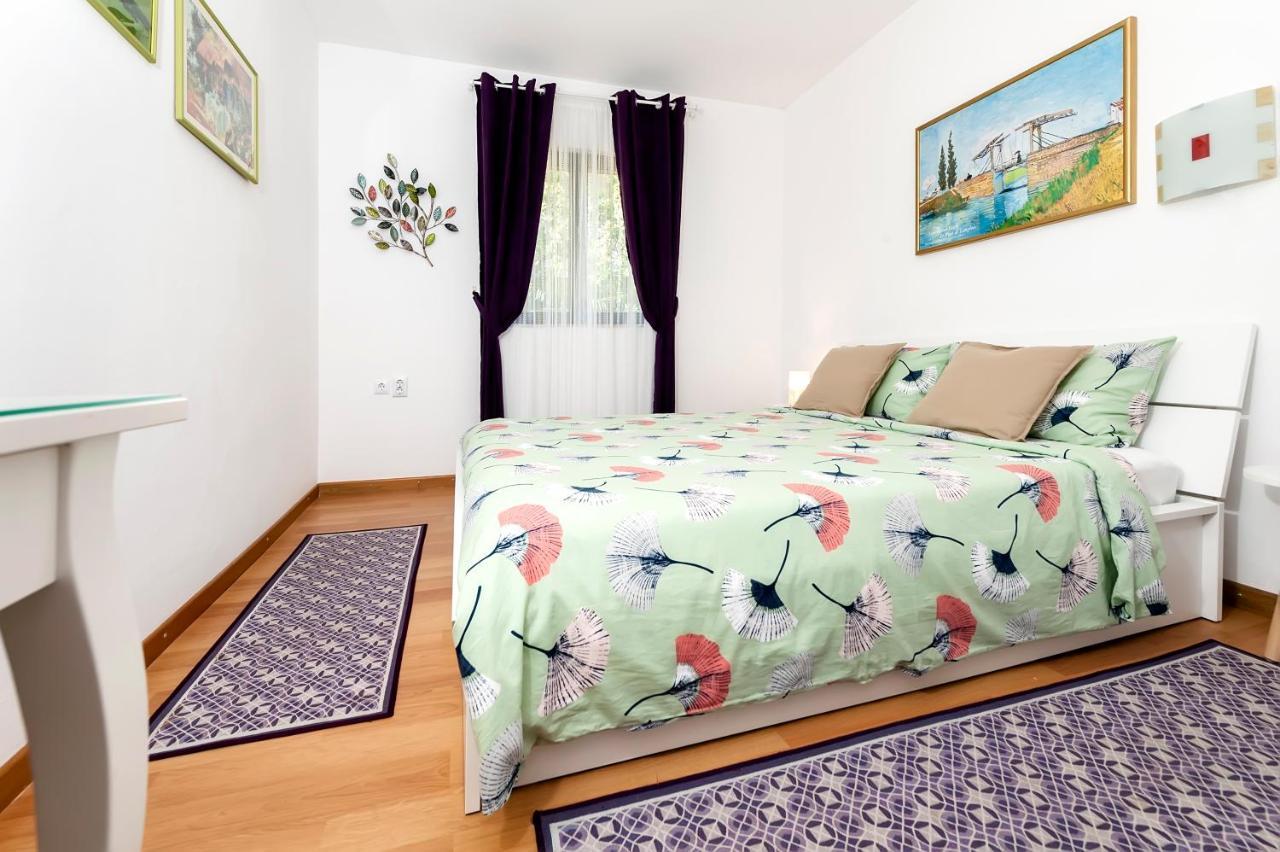 Apartments Aja And Stefy Rovinj Kültér fotó