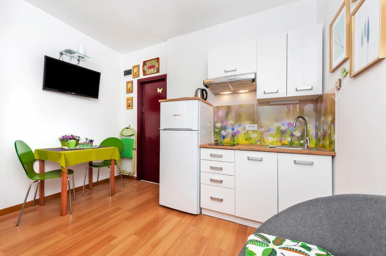 Apartments Aja And Stefy Rovinj Kültér fotó